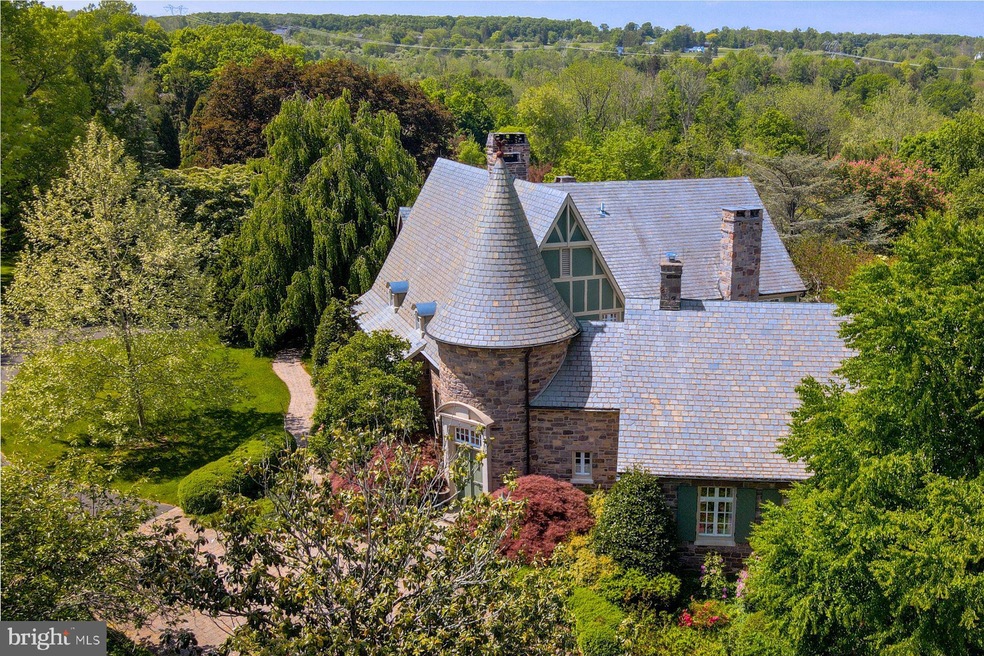 6166 Stovers Mill Rd, New Hope, PA 18938 - photo 1