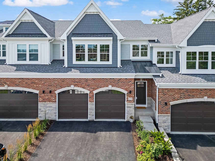 HIghland Model - Double Garage Doors.