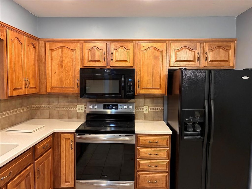 9608 W 93rd St, Overland Park, KS 66212 - photo 1