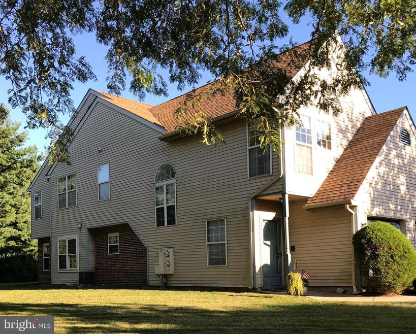 201 Allem Ln unit 201, Perkasie, PA 18944 - photo 1