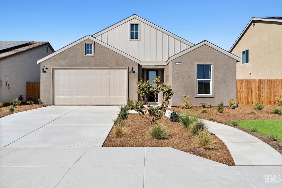 7306 Peach Grove Ln, Bakersfield, CA 93313 - photo 1