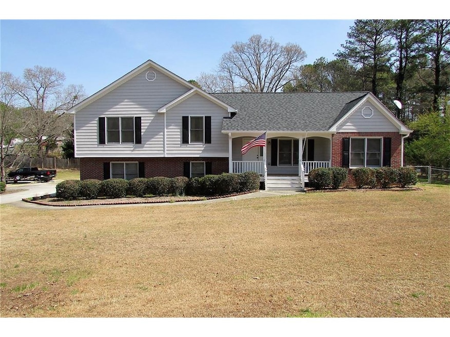 1646 Norton Estates Dr, Snellville, GA 30078 - photo 1