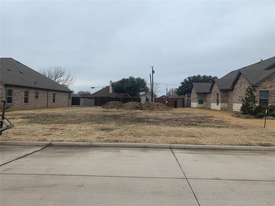 545 S Utah St, Celina, TX 75009 - photo 1