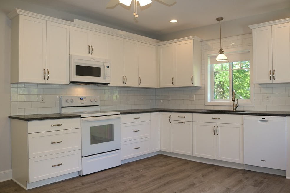 33 Pearl St unit B, Natick, MA 01760 - photo 1