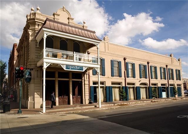 450 Julia St unit 3E, New Orleans, LA 70130 - photo 1