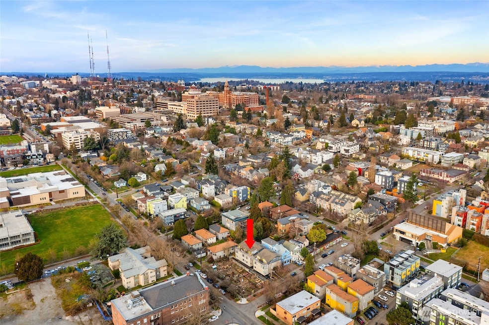 Sold $950,000 • Co-Listing Agent