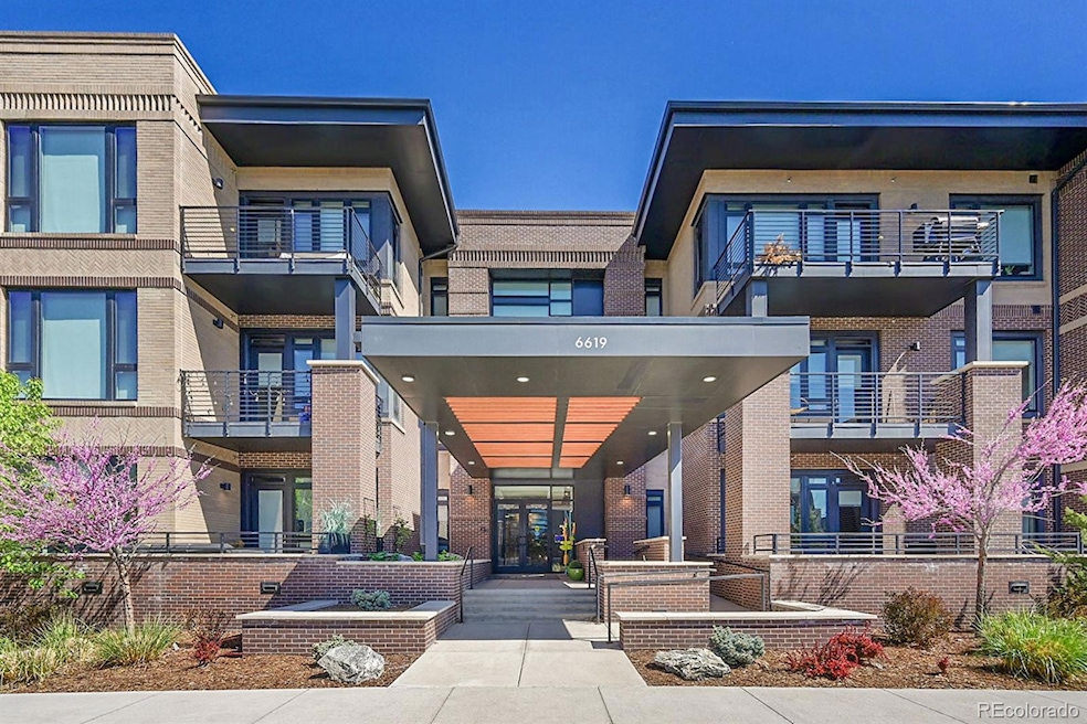 The Met At Boulevard One unit 112, Denver, CO 80224 - photo 1