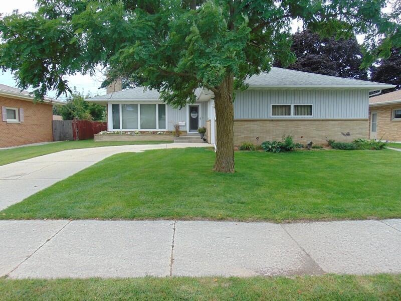 1906 N 24th Street