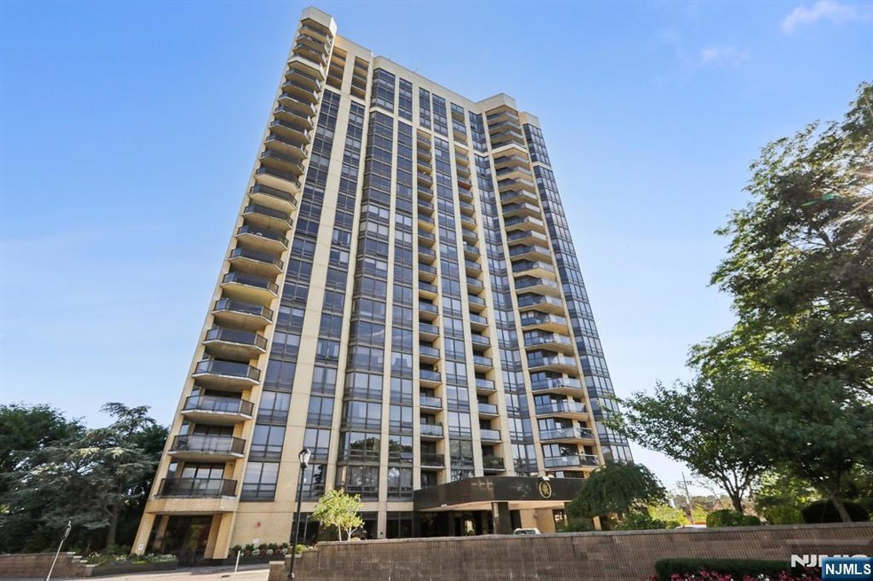 The Royal Buckingham unit 4J, Fort Lee, NJ 07024 - photo 1