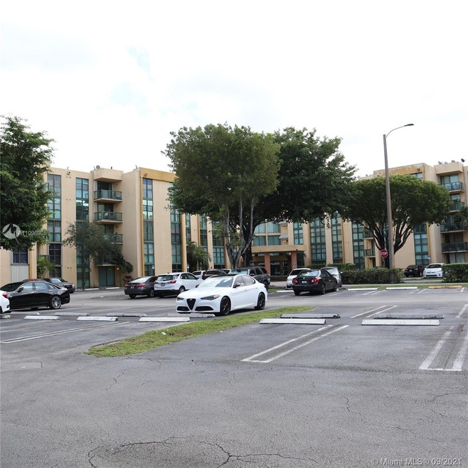 Sold $230,000 • Co-Listing Agent