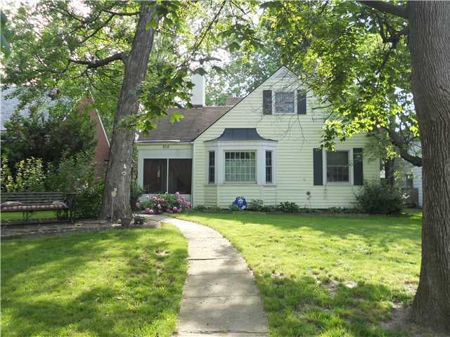 814 Francis Ave, Columbus, OH 43209 - photo 1