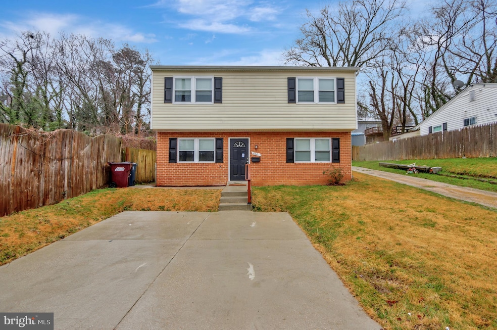614 Opus Ave, Capitol Heights, MD 20743 - photo 1