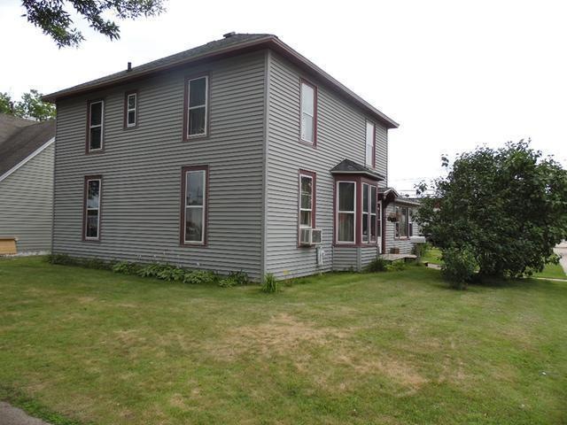 28 N 3rd St, Tomahawk, WI 54487 - photo 1