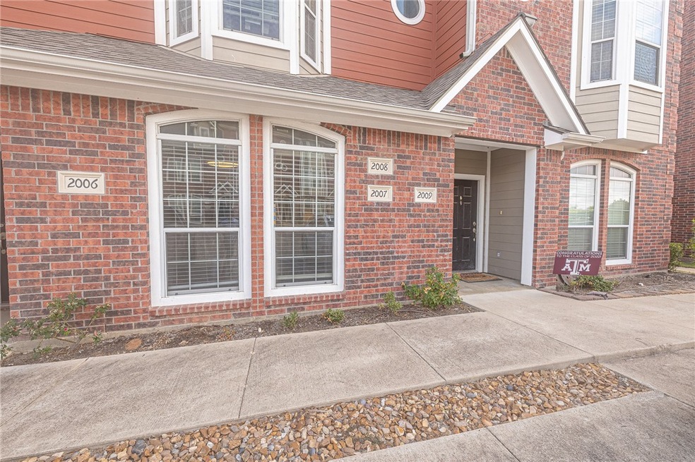 1198 Jones Butler Rd unit 2007, College Station, TX 77840 - photo 1