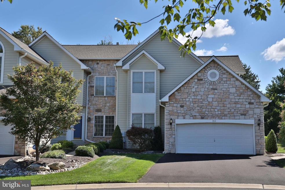 Under Contract $800,000 • Co-Listing Agent