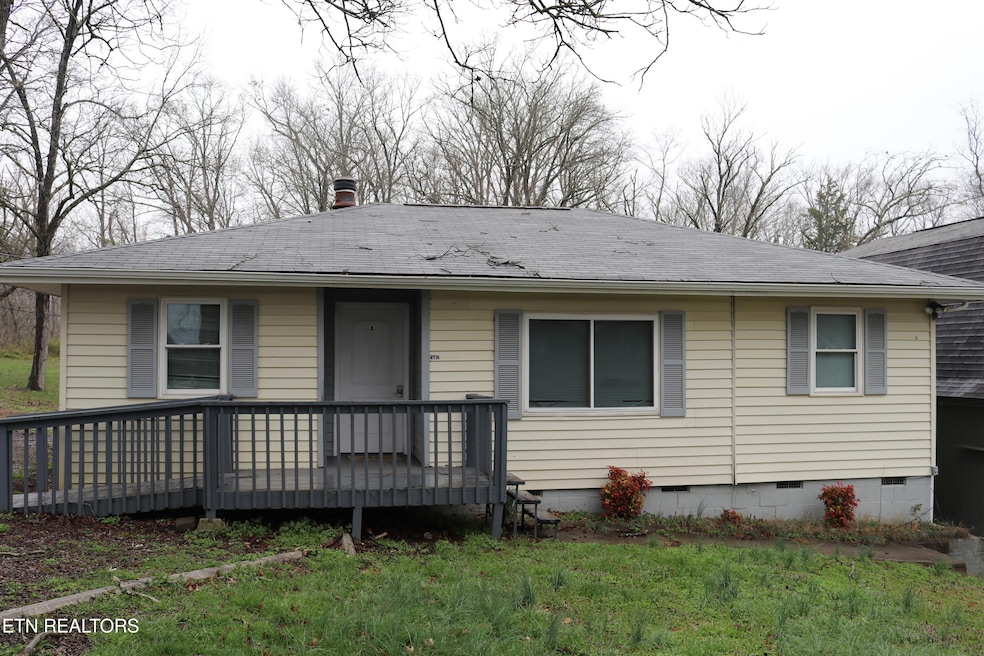 7507 Palmer Ln, Knoxville, TN 37924 - photo 1