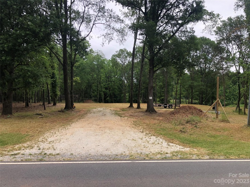 1607 S Morgan St, Shelby, NC 28152 - photo 1