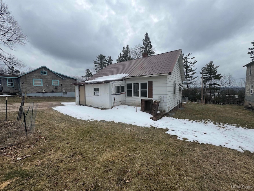 Under Contract $50,000 • Co-Listing Agent