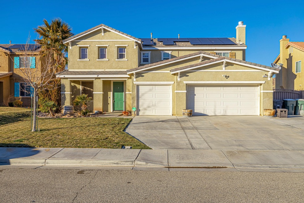 3453 Quiet Splendor Ct, Rosamond, CA 93560 - photo 1