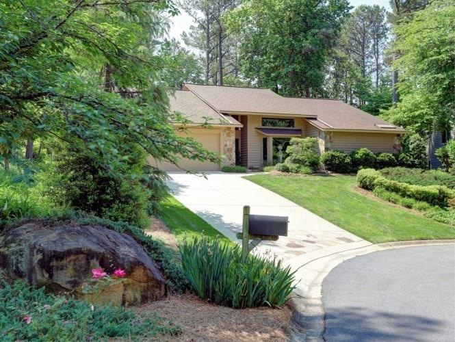 Gorgeous ranch home located on a cul-de-sac!