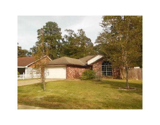 96 Huntington Dr, Pineville, LA 71360 - photo 1