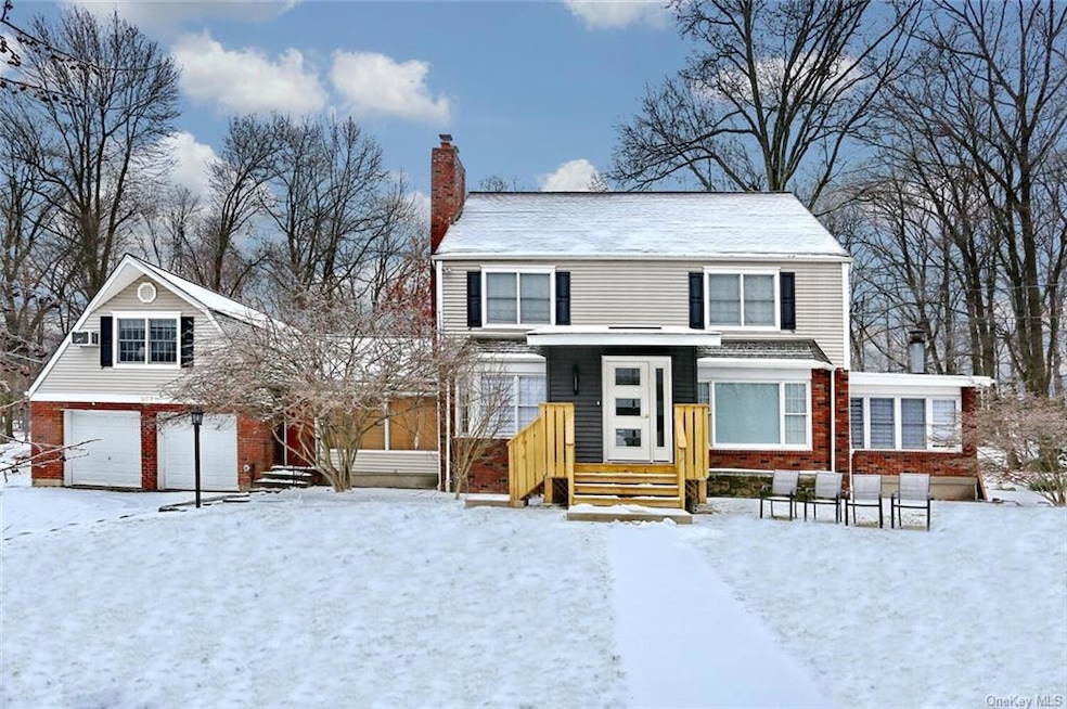 209 Quackenbush Ln, Monsey, NY 10952 - photo 1