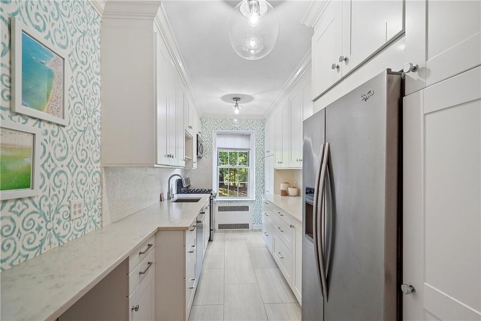 Stonecrest unit 2N, Larchmont, NY 10538 - photo 1