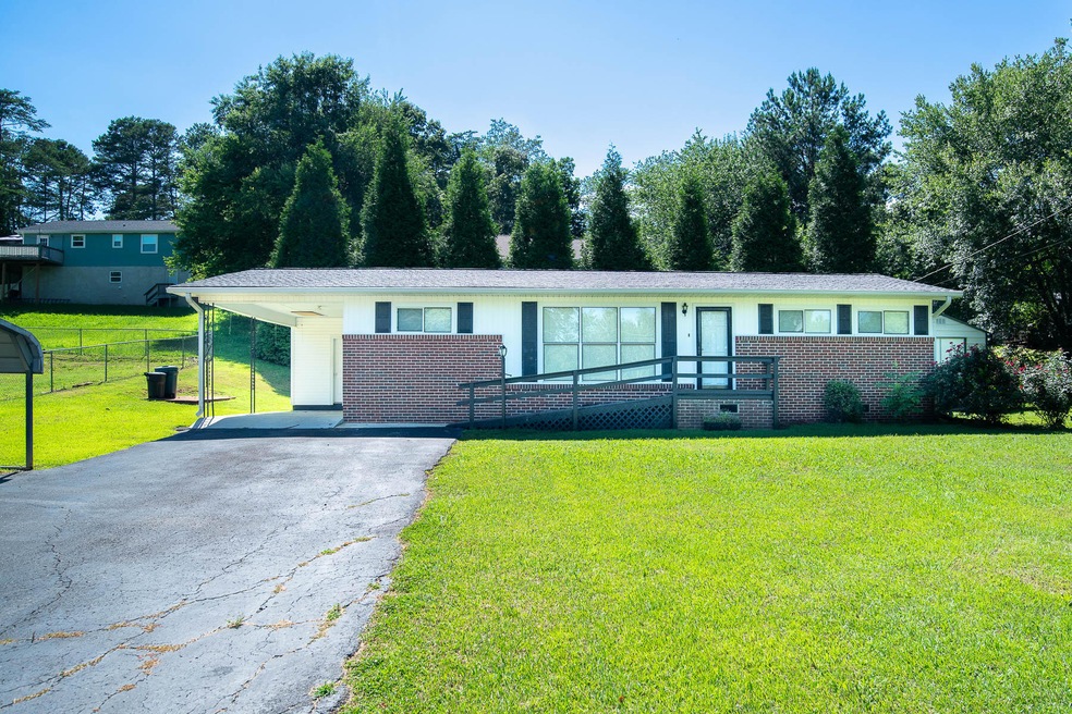 1826 Peavine Rd, Rock Spring, GA 30739 - photo 1