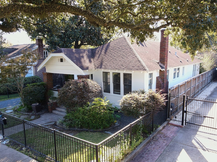 928 Pizer St, Houston, TX 77009 - photo 1