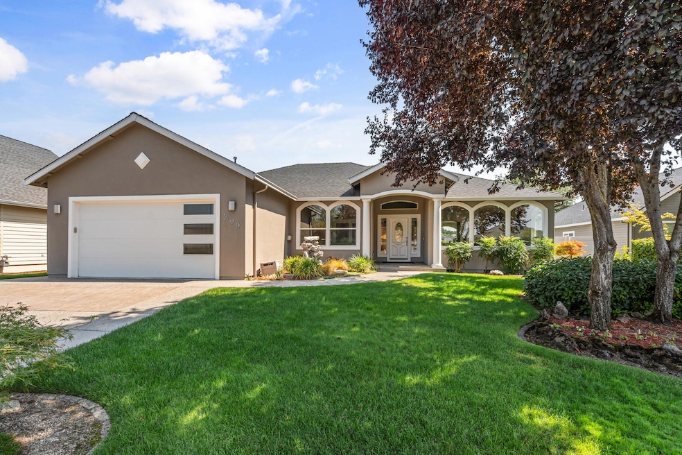 36_209-keystone-way -02