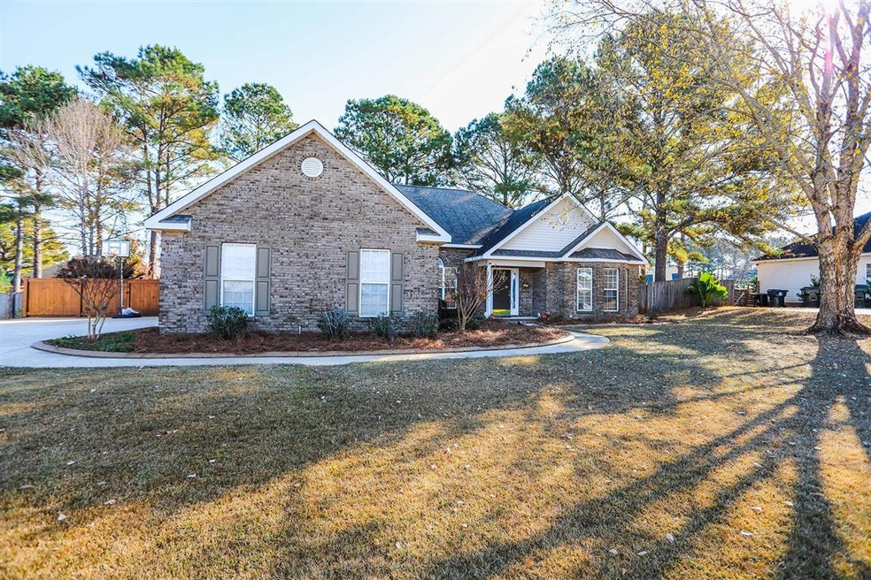 102 Brook Side Ln, Warner Robins, GA 31088 - photo 1