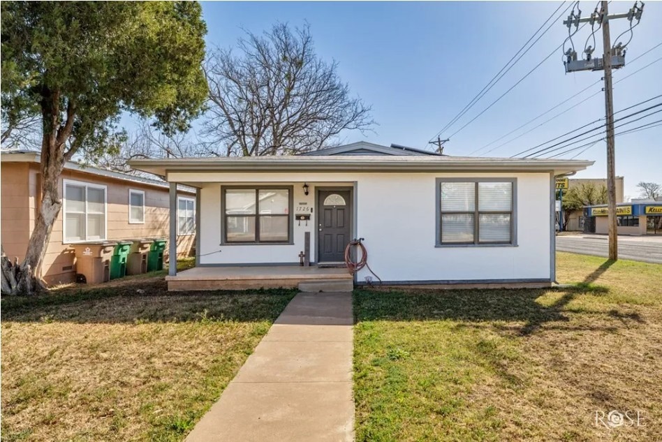 For Rent $1,975/month