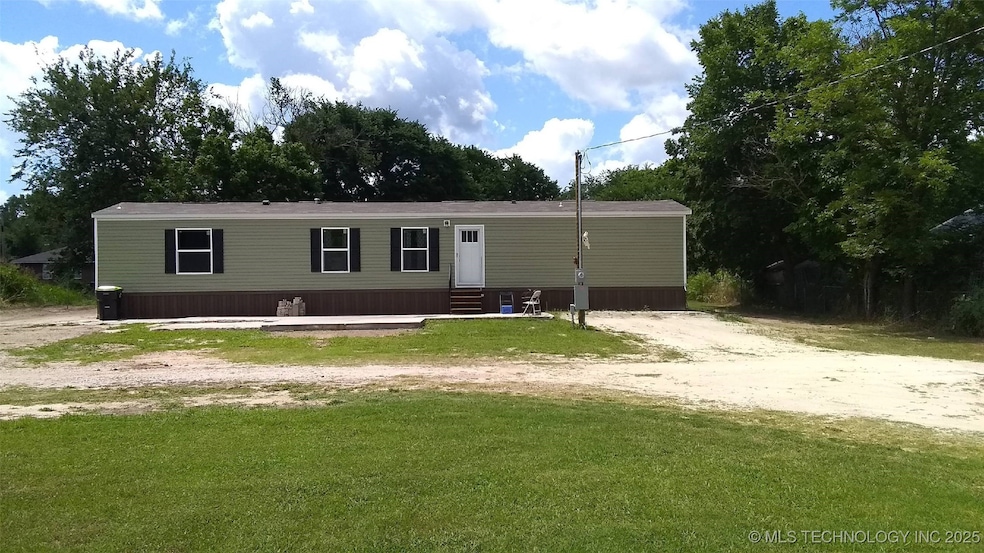 413 State Highway 1e, Allen, OK 74825 - photo 1