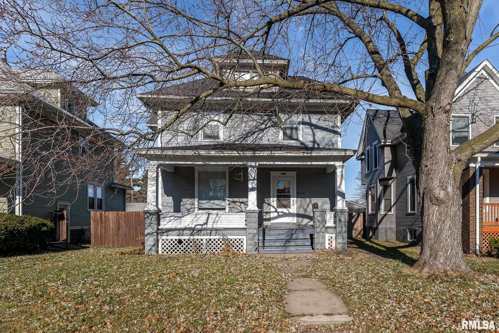 1416 W 15th St, Davenport, IA 52804 - photo 1