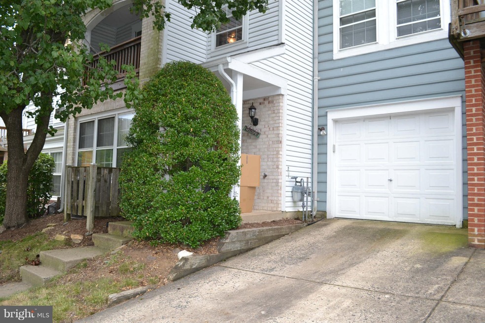 11109 Stagestone Way unit 6-9, Manassas, VA 20109 - photo 1