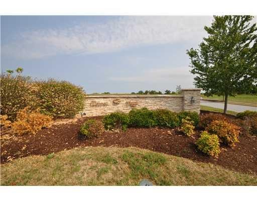 Land/Lot.