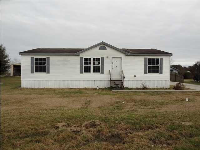 109 Blanco Dr, Youngsville, LA 70592 - photo 1