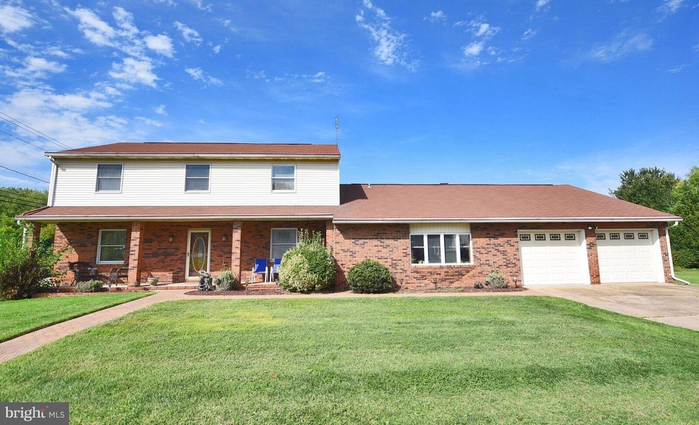 7702 S Cove Rd, Sparrows Point, MD 21219 - photo 1