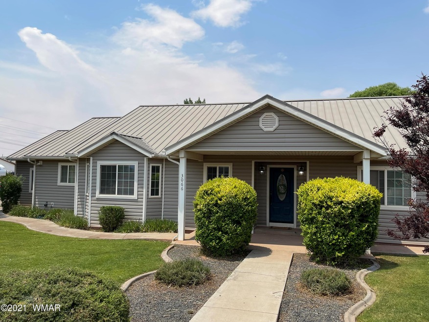 1884 Sq Ft 3 bed 2 bath