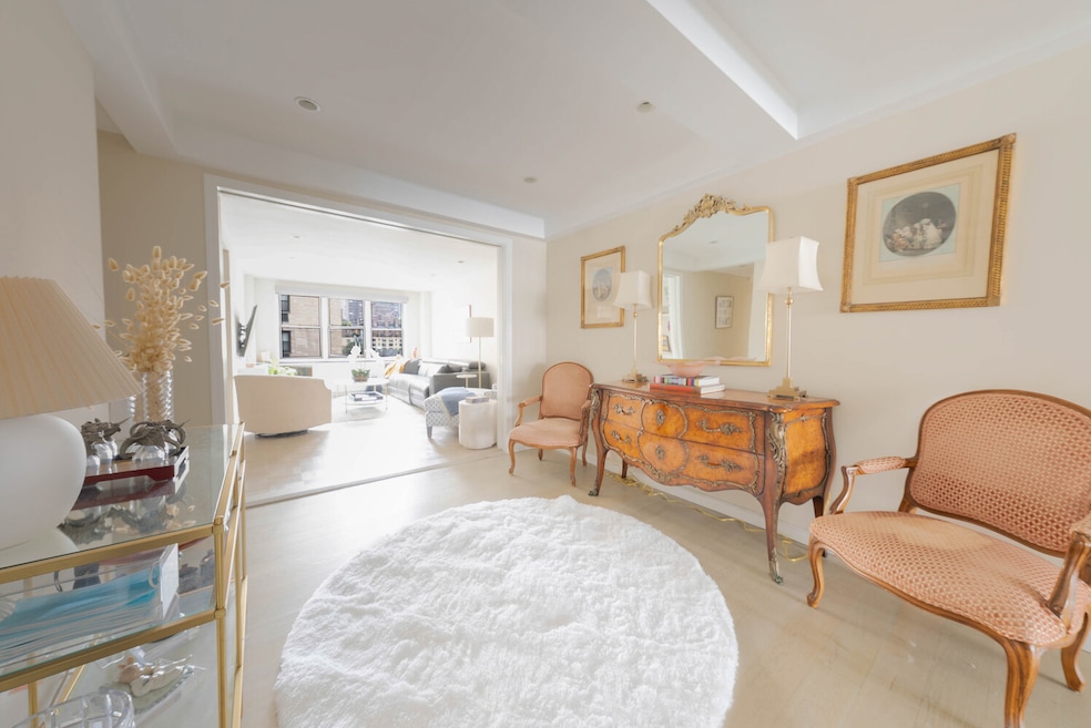 For Sale $2,295,000 • Co-Listing Agent