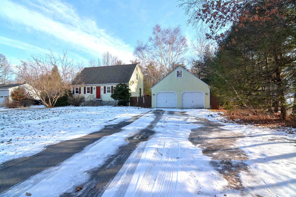 12 Olesen Rd, Derry, NH 03038 - photo 1