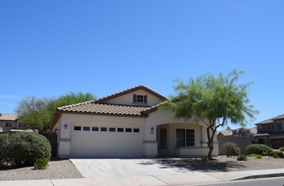 4556 E Firestone Dr
