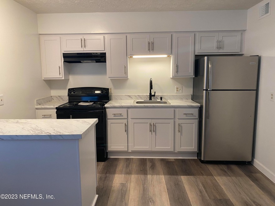 BB6360BB-A9C5-46C0-B073-604F687E00D4