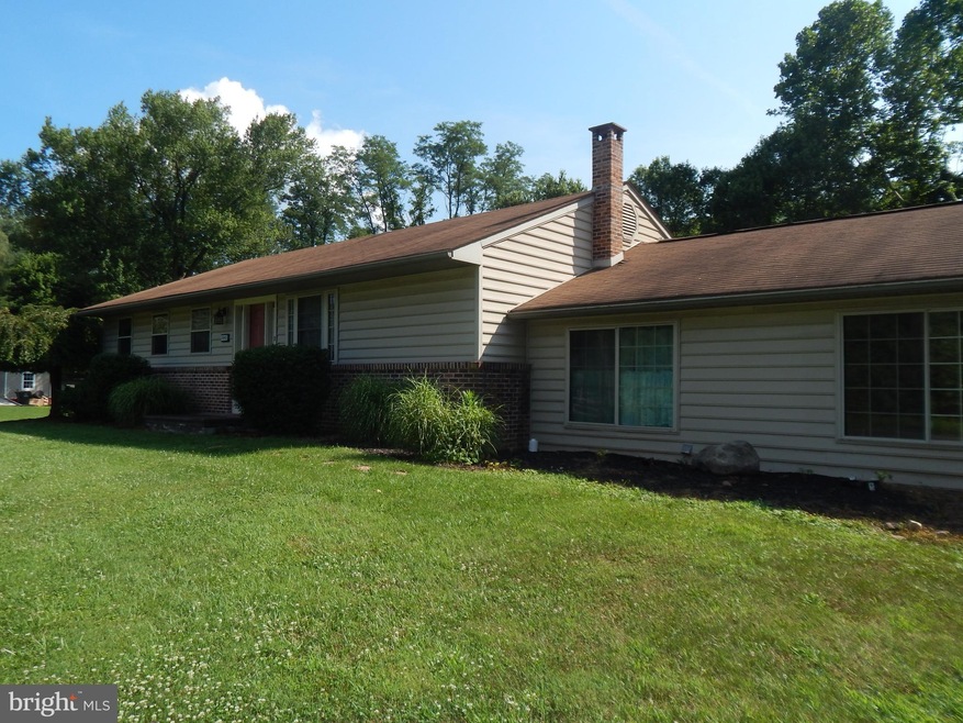 1845 Old Schuylkill Rd, Spring City, PA 19475 - photo 1