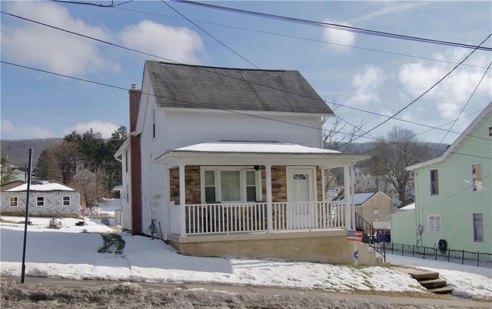 324 North St, Jim Thorpe, PA 18229 - photo 1