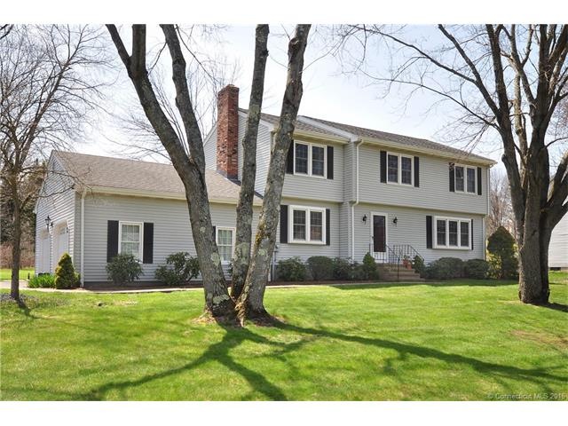Welcome to 51 Timothy Terrace in Windsor.