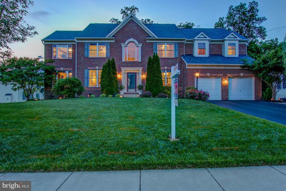 3375 Dondis Creek Dr, Triangle, VA 22172 - photo 1