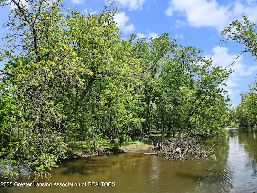 2550 Webster Rd, Lansing, MI 48917 - photo 1