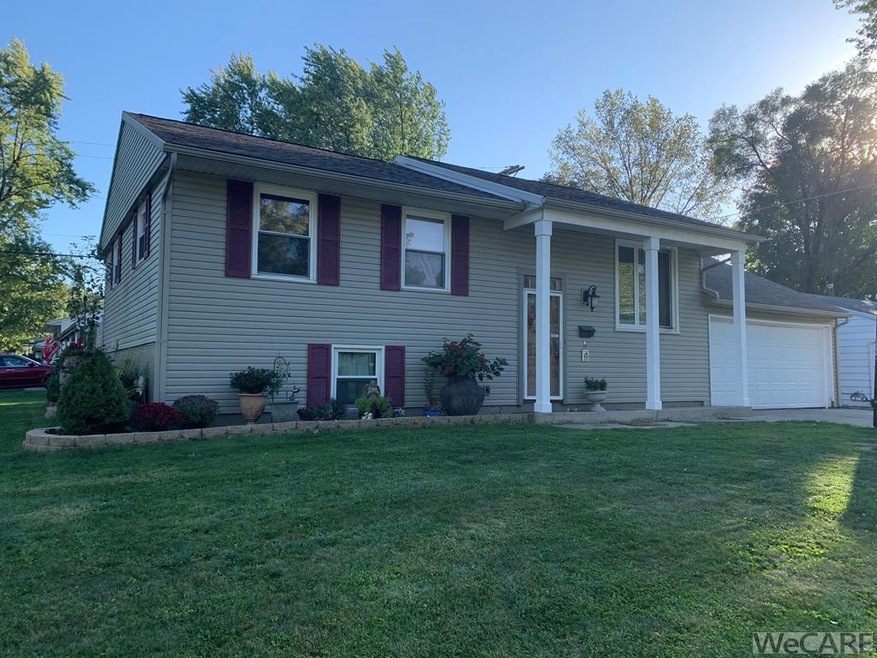 715 Westbrook Dr, Lima, OH 45801 - photo 1