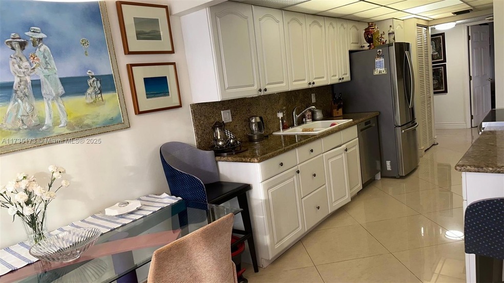 Winston Towers 600 unit 1909, Sunny Isles Beach, FL 33160 - photo 1